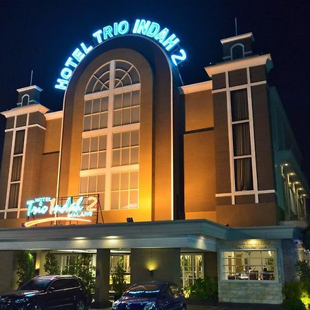 Hotel Trio Indah 2 Malang Exteriör bild
